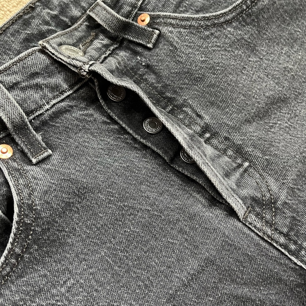 LEVI’S JEANS WEDGIE STRAIGHT FIT 501 (BLACK) - Picture 3 of 7